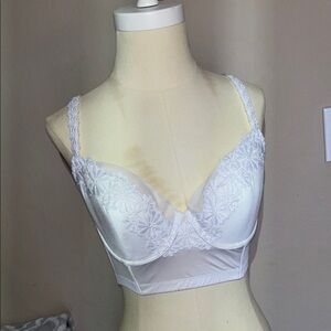 Victoria’s Secret Elegant White Lace Bralette